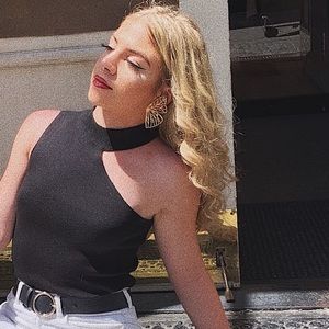 The “Abstract Crop” BLACK ( SOLD OUT)